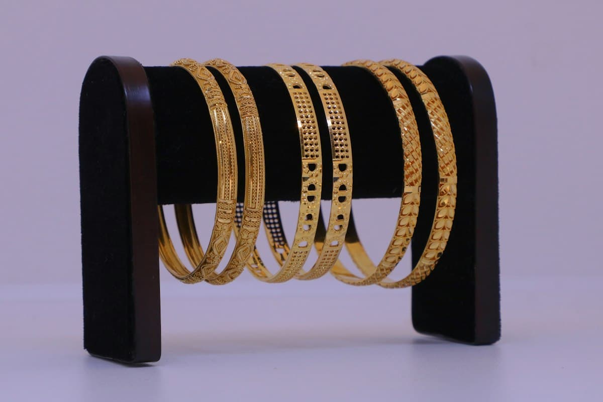 Sculpted Gold Bangle